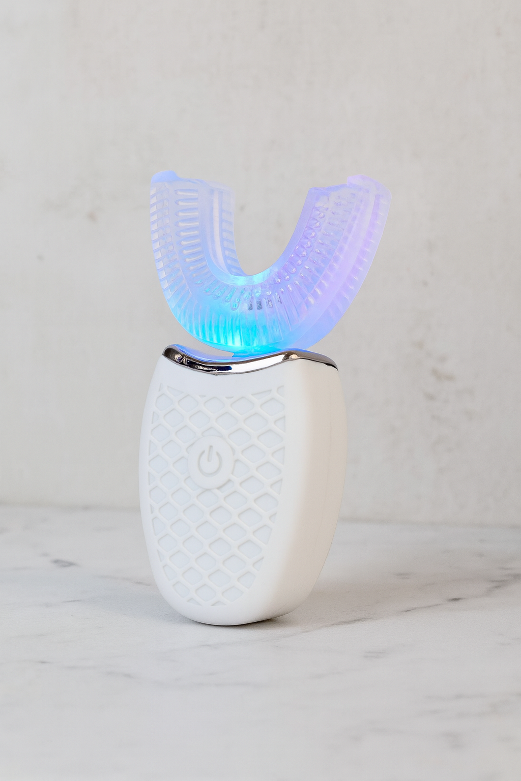 UCLEAN PRO – The Next Generation U-Shaped Toothbrush